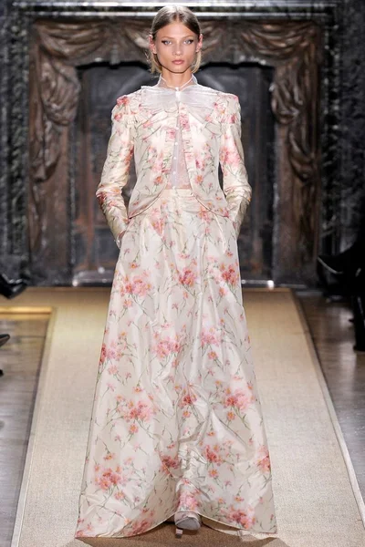 Look 36